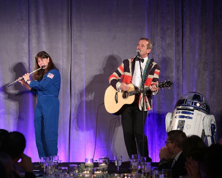 chris hadfield guitar