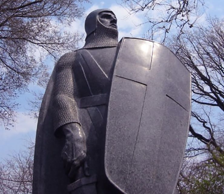 Graceland Cemetery's 7 Creepiest Graves
