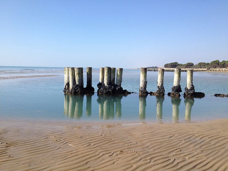 romantic beach getaways Bibione Italy