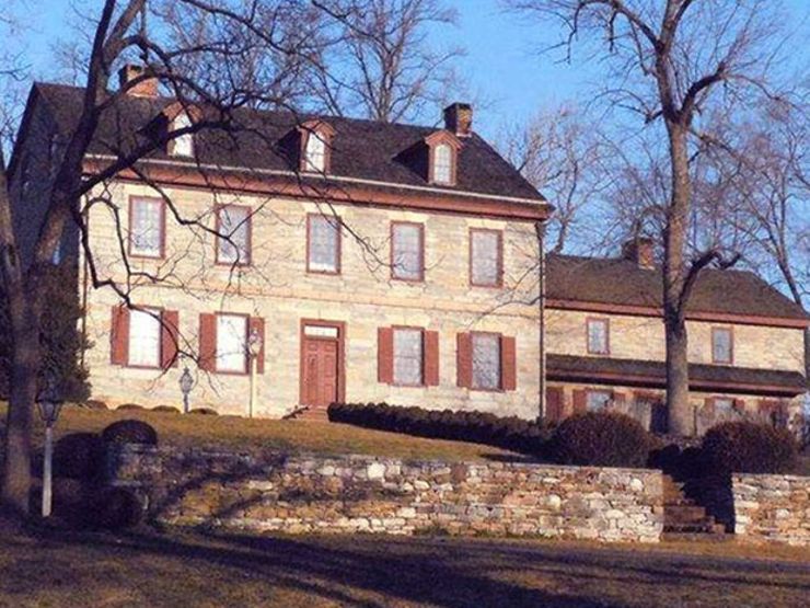 haunted houses you can buy