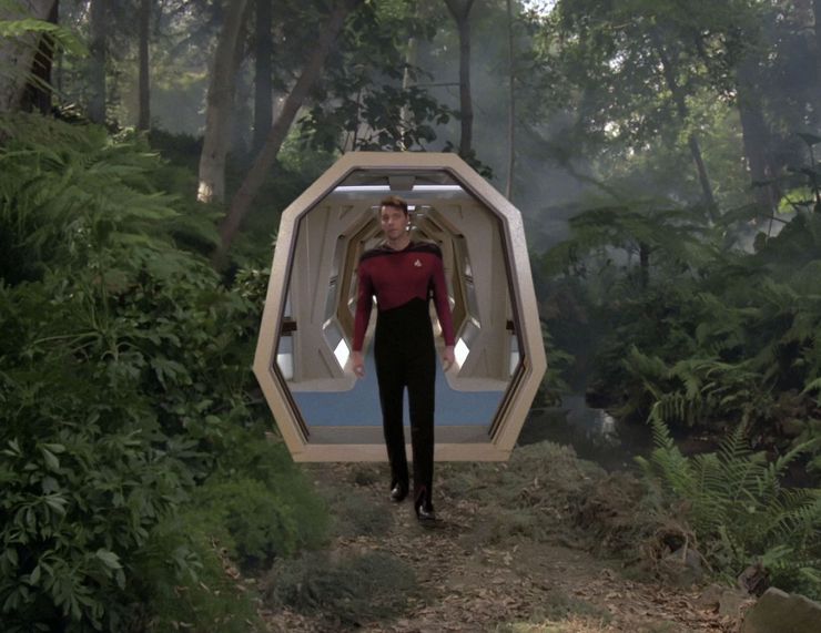 star_trek_accurately_predicted_the_future
