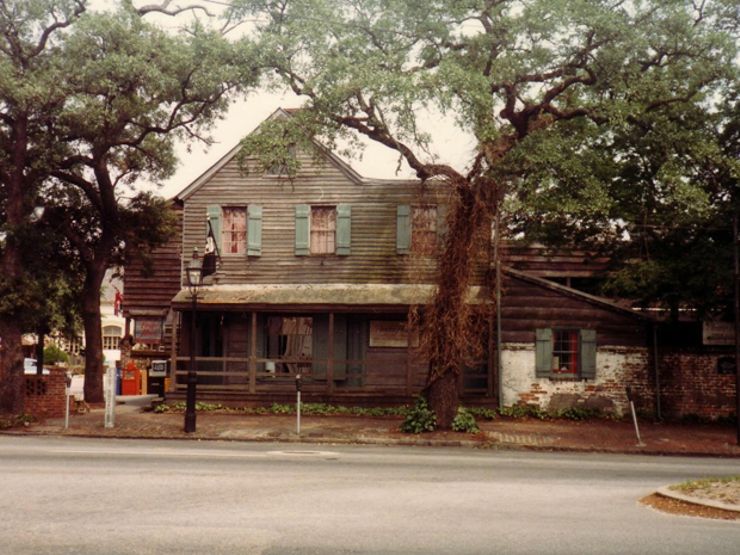 most haunted places in savannah