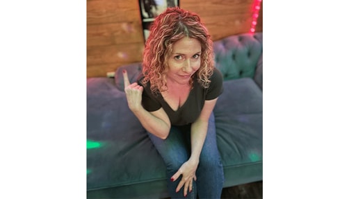 Photo of Rebecca Rowland.