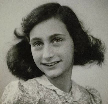 Anne Frank passport photo
