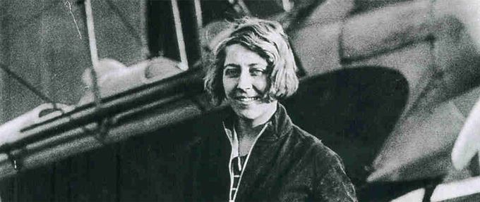 Amy Johnson The Pioneering Female Pilot Died Mysteriously Amy Johnson The Pioneering Female Pilot Died Mysteriously
