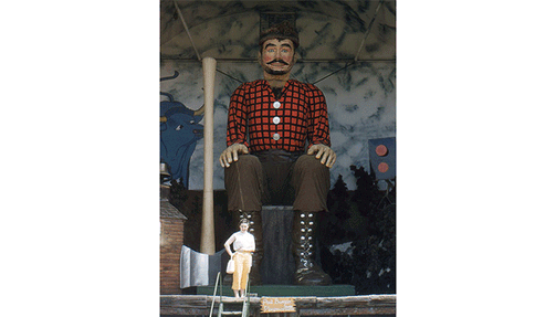 Statue of Paul Bunyan in 1956