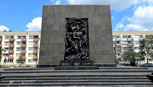 warsaw-ghetto-uprising-monument Monument commemorating the Warsaw Ghetto Uprising