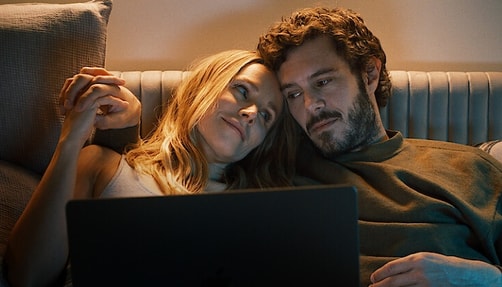 joane-williams_noah-roklov_nobody-wants-this_tv-couples-goals-2026 Joanne Willims and Noah Roklov from Nobody Wants This