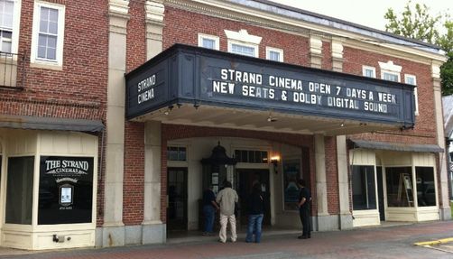 strand-cinema_haunted-places-in-maine Strand Cinema in Skowhegan, Maine