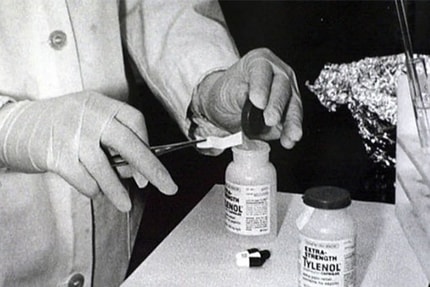 unmasking-the-tylenol-killer_bodyimage postimage