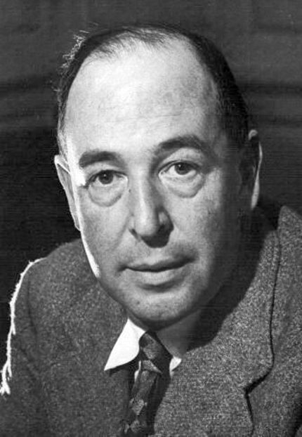 CS Lewis the Lion the Witch and the Wardrobe