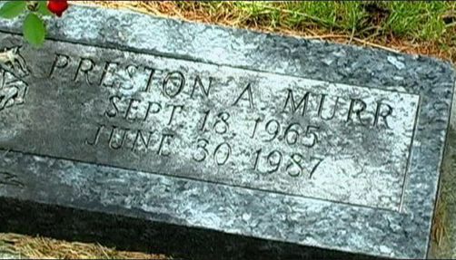 Preston Murr's headstone.