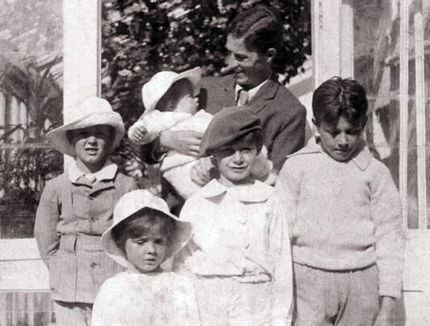 the family that inspired j m barrie s peter pan