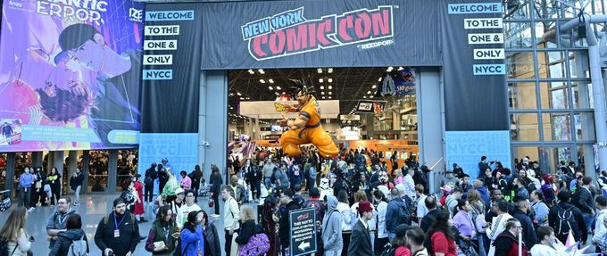A crowd of people at New York Comic Con.